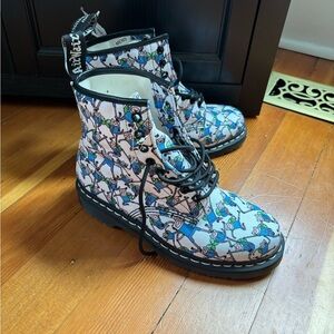 Dr. Martens White Cartoon Print Shoes